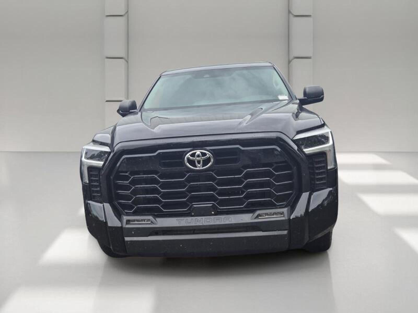 2023 Toyota Tundra 4WD SR5