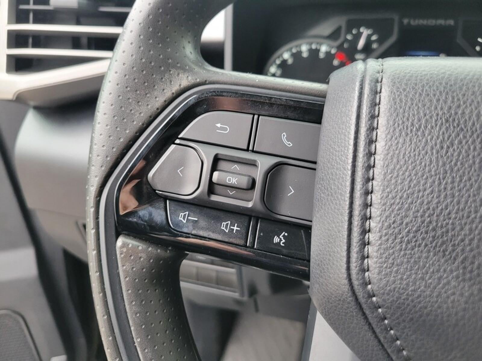 2023 Toyota Tundra 4WD SR5