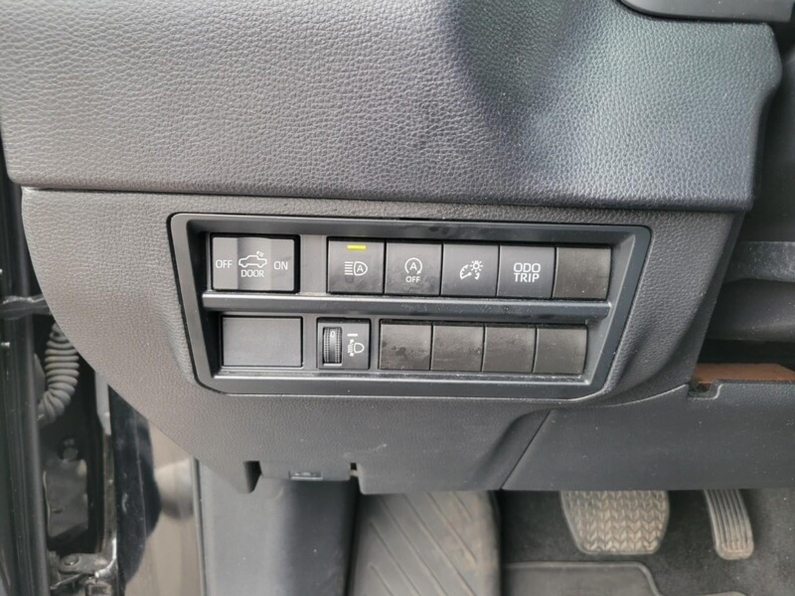 2023 Toyota Tundra 4WD SR5