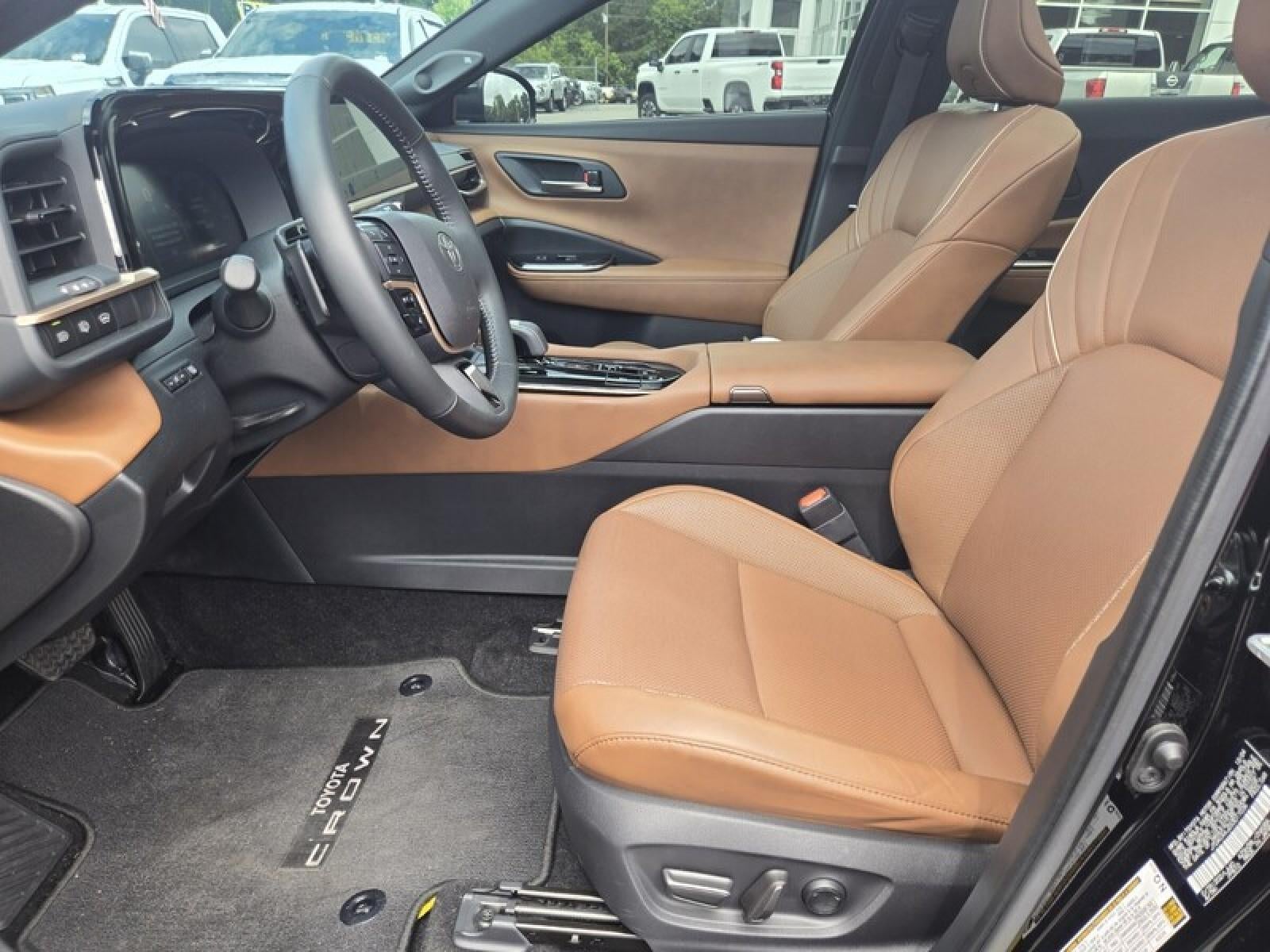 2025 Toyota Crown Signia XLE