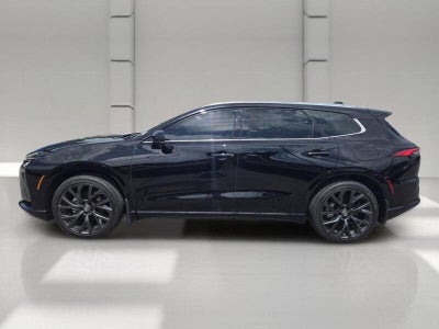 2025 Toyota Crown Signia XLE