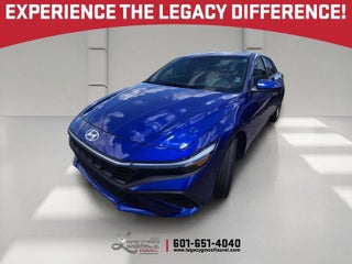 2025 Hyundai Elantra SE