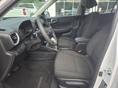 2024 Hyundai Venue SE