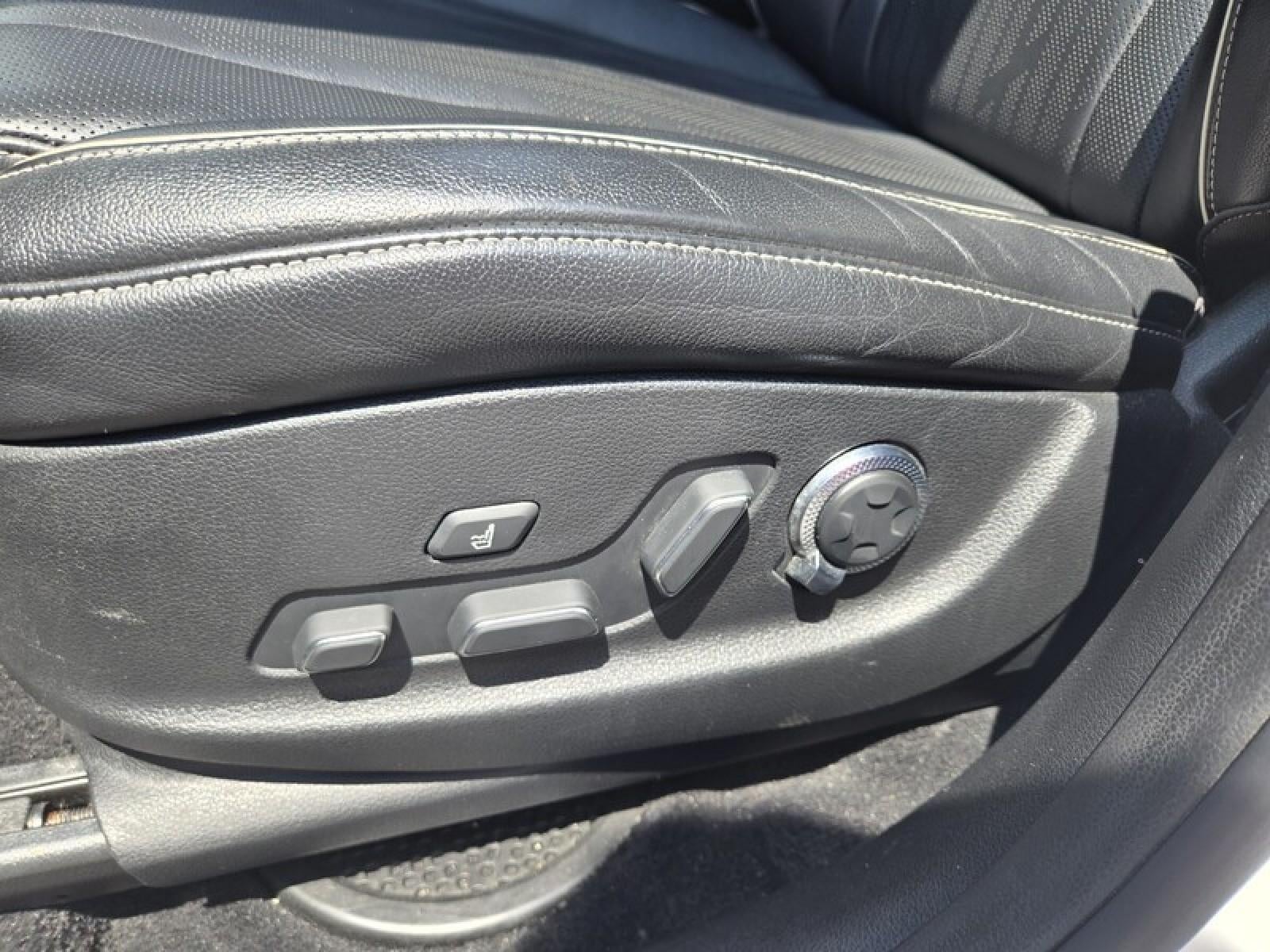 2022 Genesis GV80 Base