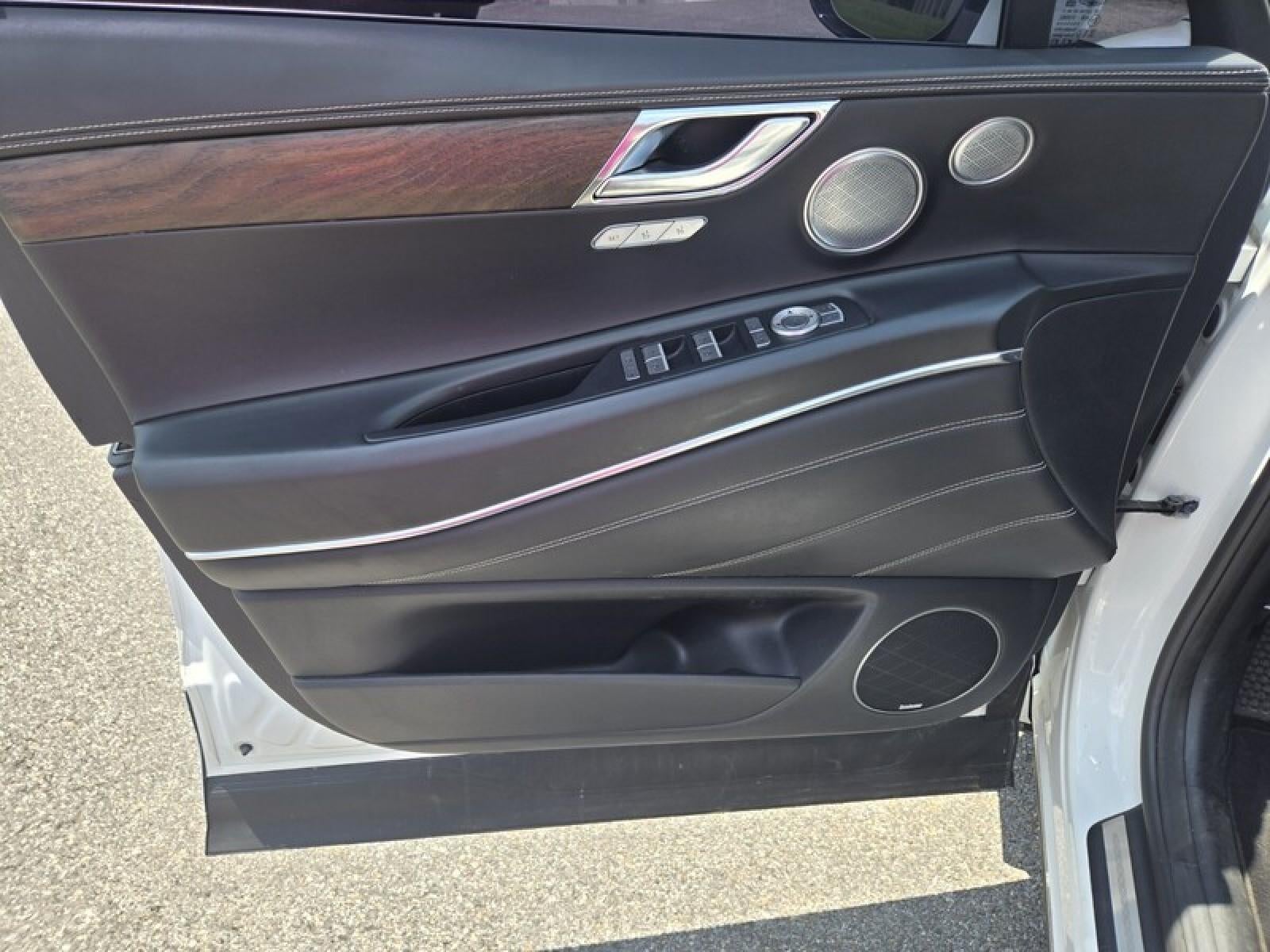2022 Genesis GV80 Base