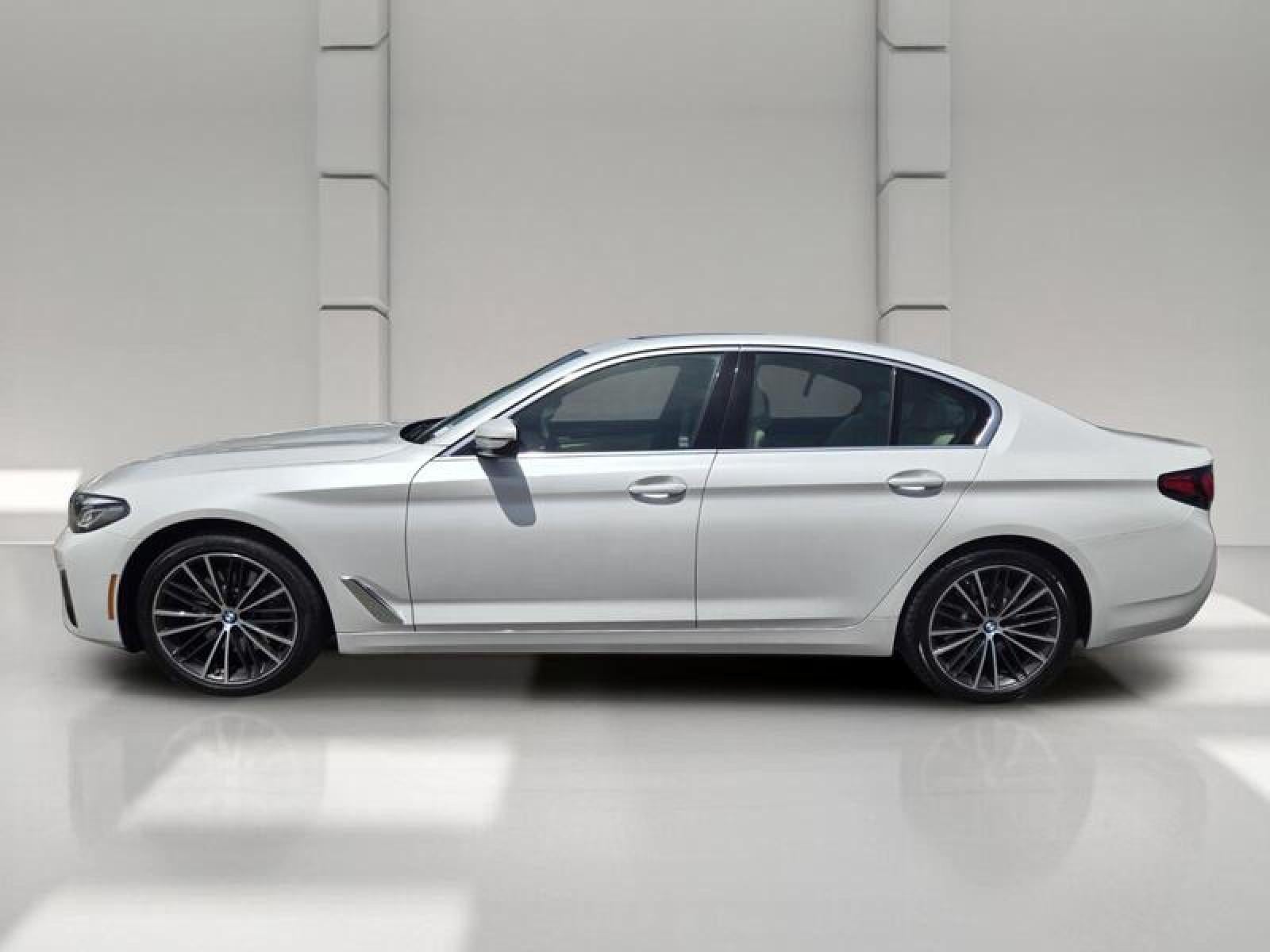 2023 BMW 5 Series 530i