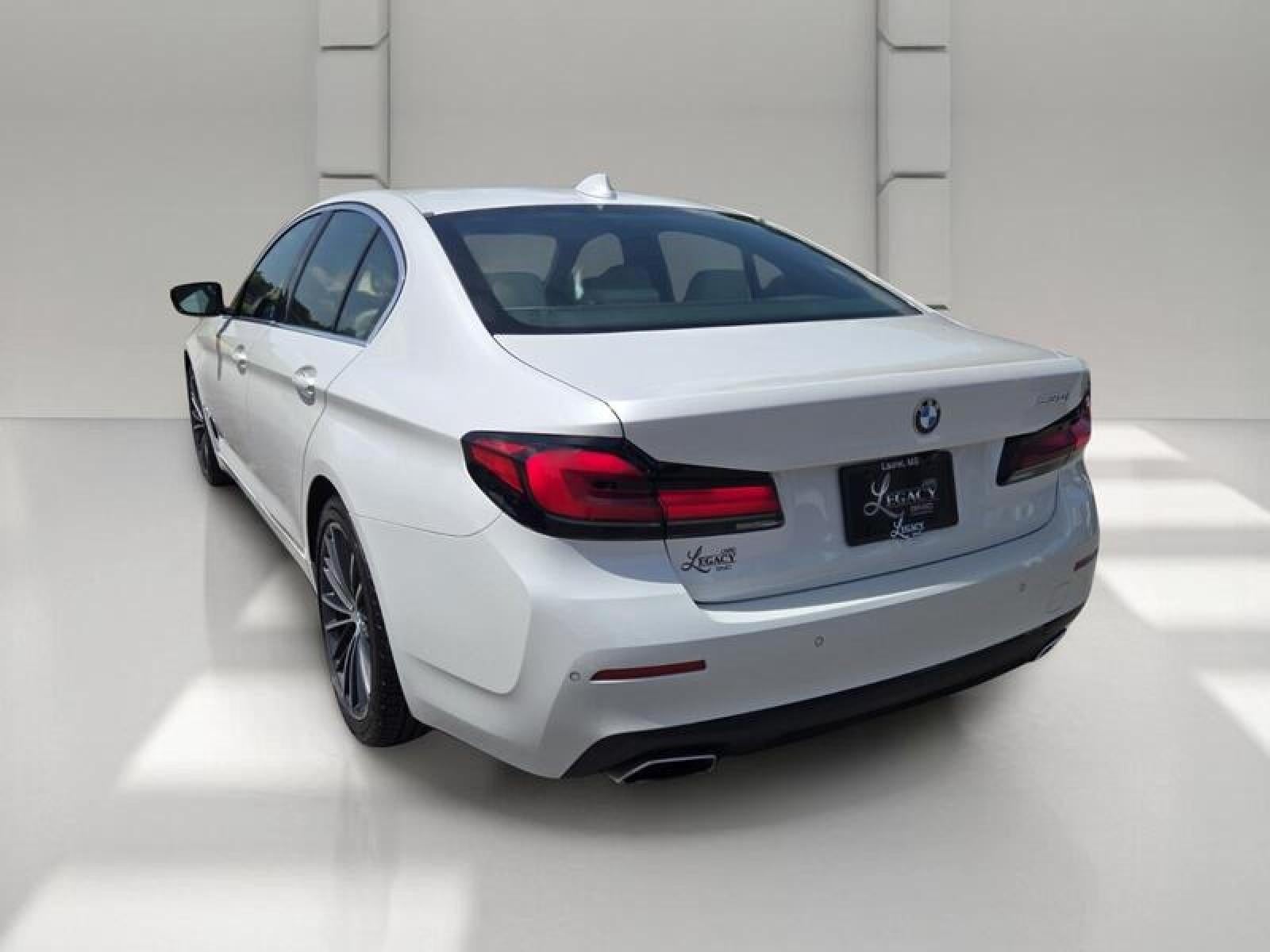 2023 BMW 5 Series 530i