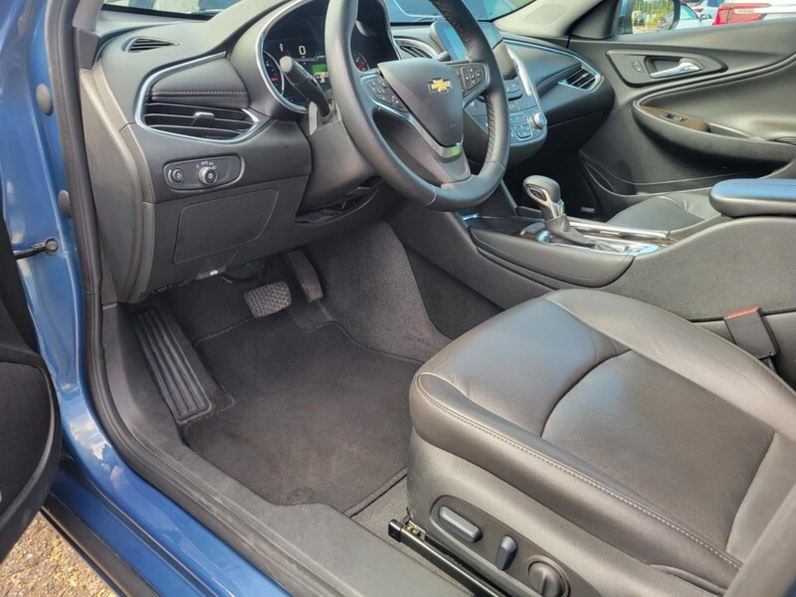 2024 Chevrolet Malibu 2LT