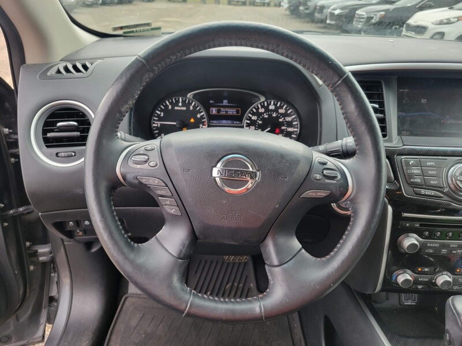 2019 Nissan Pathfinder SV