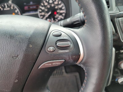 2019 Nissan Pathfinder SV