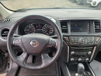 2019 Nissan Pathfinder SV