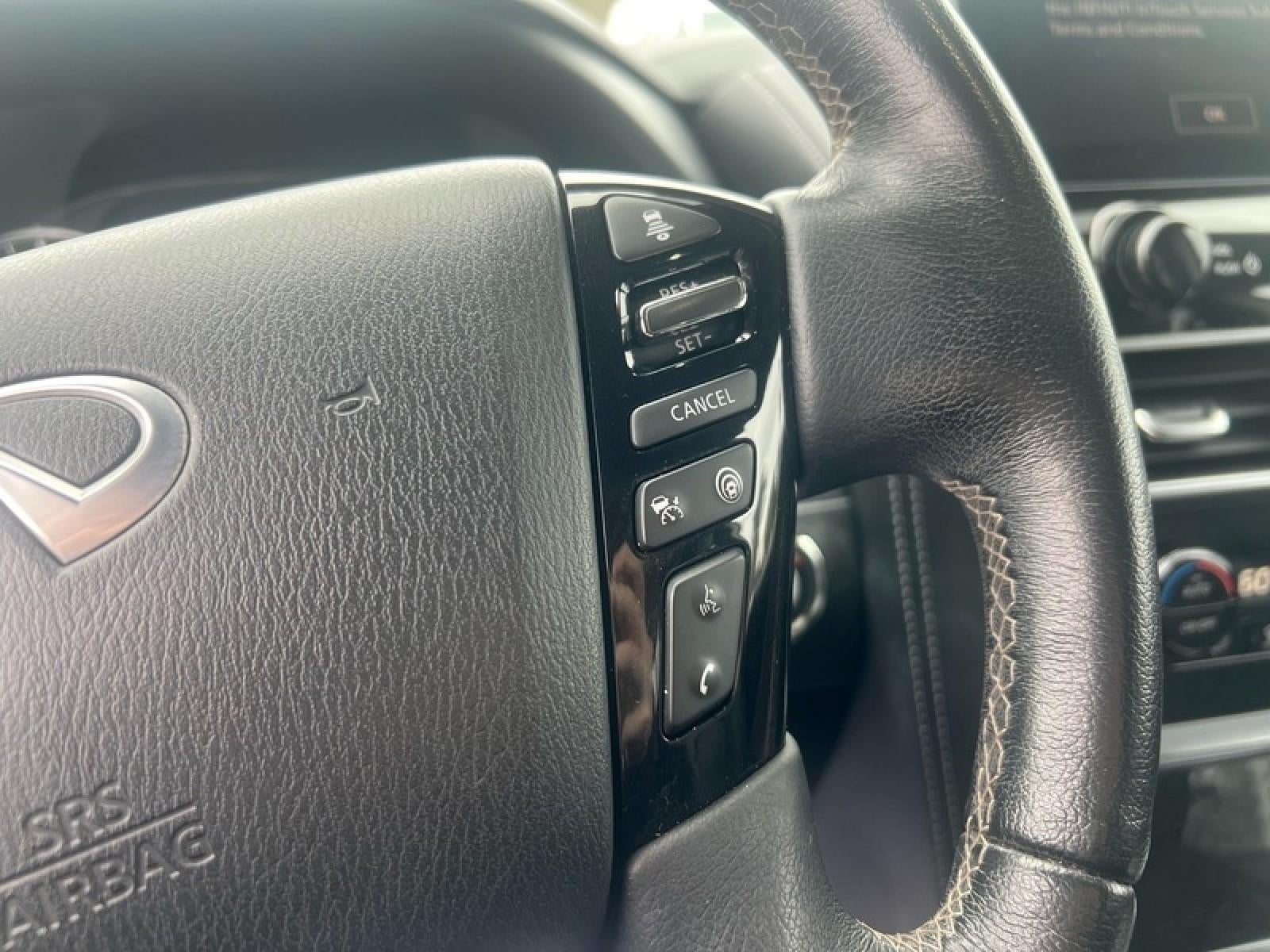 2022 INFINITI QX80 LUXE