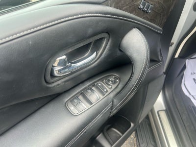 2022 INFINITI QX80 LUXE