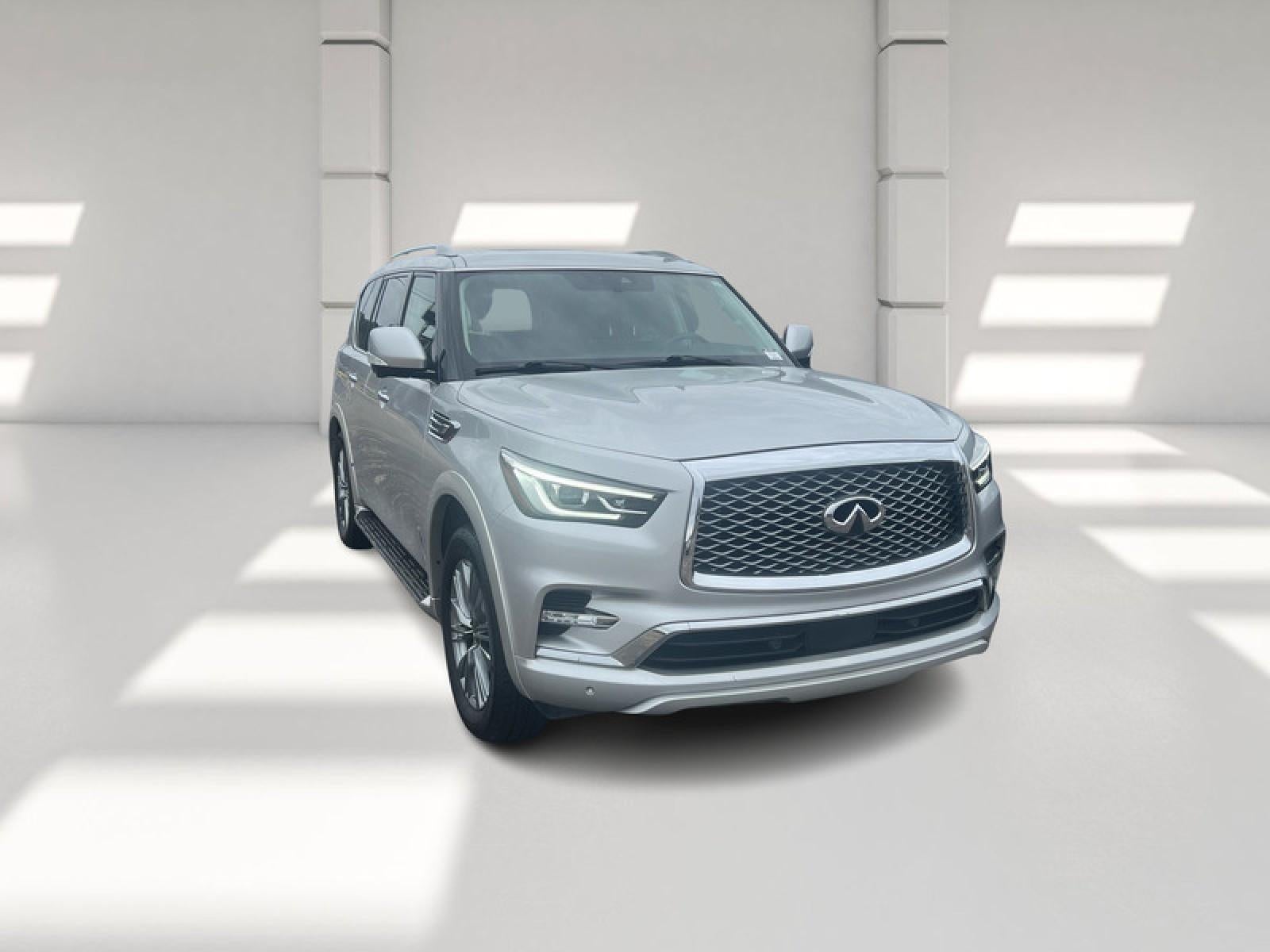 2022 INFINITI QX80 LUXE