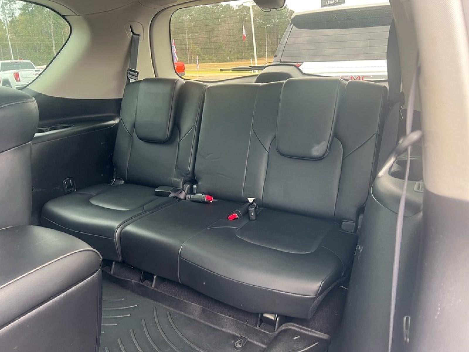 2022 INFINITI QX80 LUXE