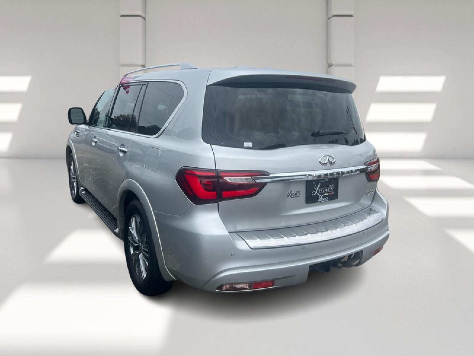 2022 INFINITI QX80 LUXE