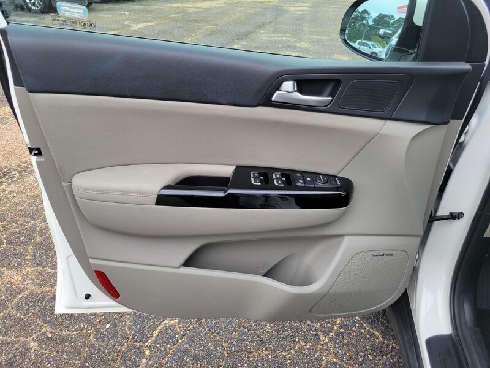 2022 Kia Sportage EX